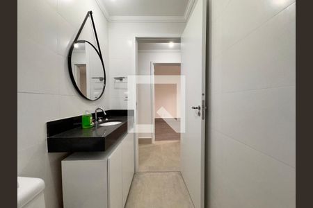 Apartamento à venda com 67m², 2 quartos e 2 vagasBanheiro 