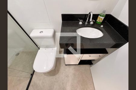 Apartamento à venda com 67m², 2 quartos e 2 vagasBanheiro da suíte 