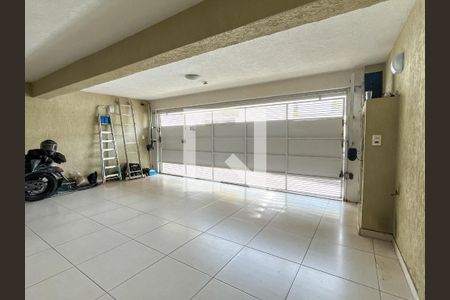 Casa para alugar com 280m², 3 quartos e 2 vagasGaragem