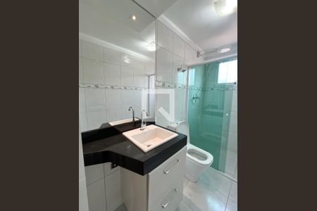 Casa para alugar com 280m², 3 quartos e 2 vagasBanheiro Corredor