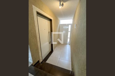 Casa para alugar com 280m², 3 quartos e 2 vagasEntrada