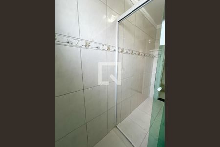 Casa para alugar com 280m², 3 quartos e 2 vagasBanheiro Corredor