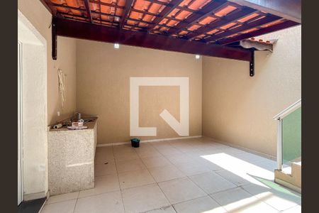 Casa para alugar com 280m², 3 quartos e 2 vagasÁrea de Serviço