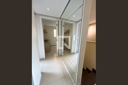 Casa para alugar com 280m², 3 quartos e 2 vagasCorredor
