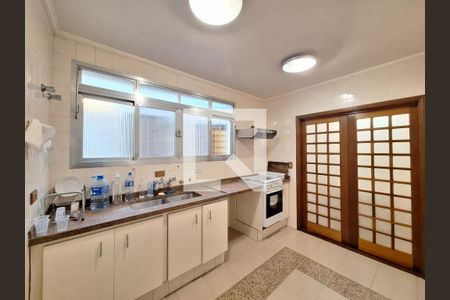 Casa para alugar com 180m², 3 quartos e 1 vaga Casa para alugar com 180m², 3 quartos e 1 vagaCozinha