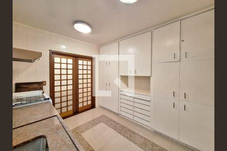 Casa para alugar com 180m², 3 quartos e 1 vaga Casa para alugar com 180m², 3 quartos e 1 vagaCozinha