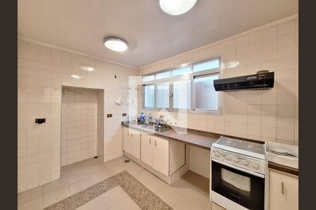 Casa para alugar com 180m², 3 quartos e 1 vaga Casa para alugar com 180m², 3 quartos e 1 vagaCozinha