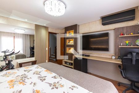 Casa à venda com 250m², 4 quartos e 2 vagasSuíte