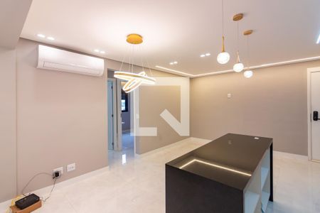 Apartamento à venda com 55m², 2 quartos e 1 vaga Apartamento à venda com 55m², 2 quartos e 1 vagaSala