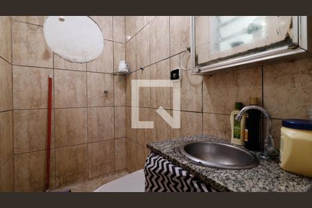 Casa de condomínio à venda com 69m², 2 quartos e 1 vaga Casa de condomínio à venda com 69m², 2 quartos e 1 vagaBanheiro