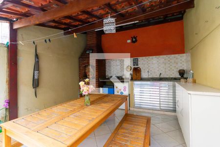 Casa de condomínio à venda com 194m², 3 quartos e 4 vagasQuintal - Churrasqueira