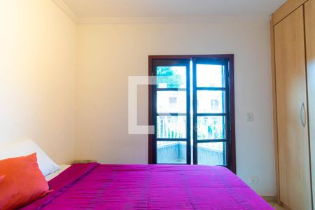 Casa de condomínio à venda com 194m², 3 quartos e 4 vagasSuíte