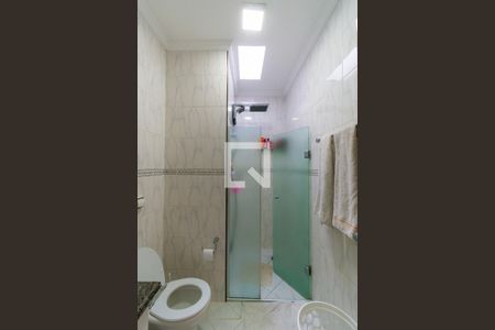 Casa de condomínio à venda com 194m², 3 quartos e 4 vagasBanheiro da Suíte