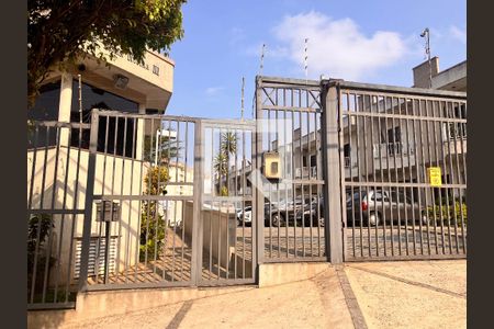 Casa de condomínio à venda com 194m², 3 quartos e 4 vagasFachada