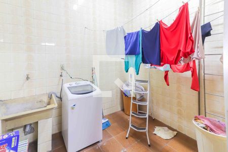 Casa à venda com 246m², 3 quartos e 5 vagasLavanderia