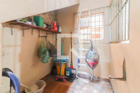 Casa à venda com 246m², 3 quartos e 5 vagasGaragem / Quintal