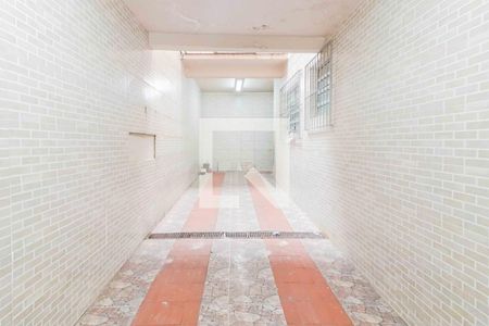 Casa à venda com 246m², 3 quartos e 5 vagasGaragem / Quintal