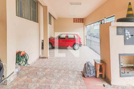 Casa à venda com 246m², 3 quartos e 5 vagasGaragem / Quintal