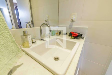 Casa à venda com 71m², 2 quartos e sem vagaBanheiro Social