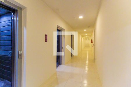 Apartamento à venda com 49m², 2 quartos e sem vaga Apartamento à venda com 49m², 2 quartos e sem vagaHall