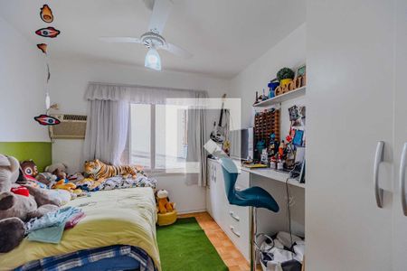 Casa à venda com 240m², 4 quartos e 6 vagasQuarto 2