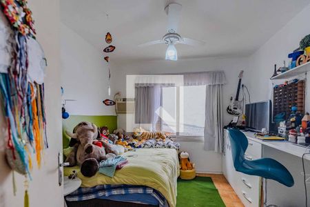 Casa à venda com 240m², 4 quartos e 6 vagasQuarto 2