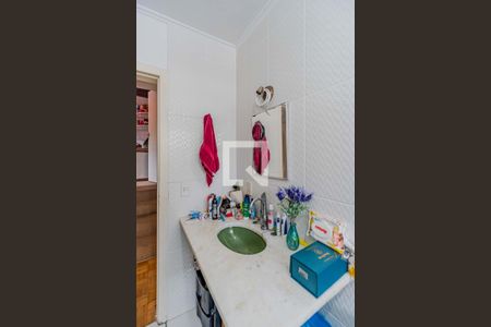 Casa à venda com 240m², 4 quartos e 6 vagasBanheiro Quarto 2