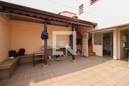 Casa à venda com 300m², 4 quartos e 4 vagasQuintal