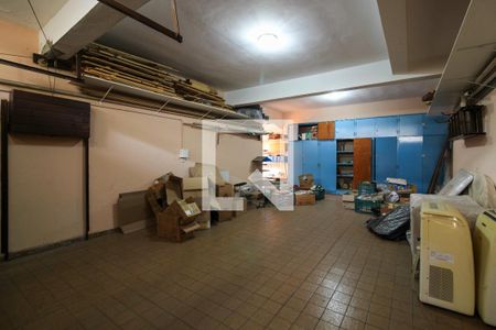 Casa à venda com 300m², 4 quartos e 4 vagasGaragem