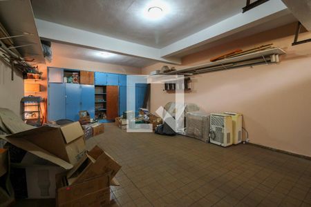 Casa à venda com 300m², 4 quartos e 4 vagasGaragem