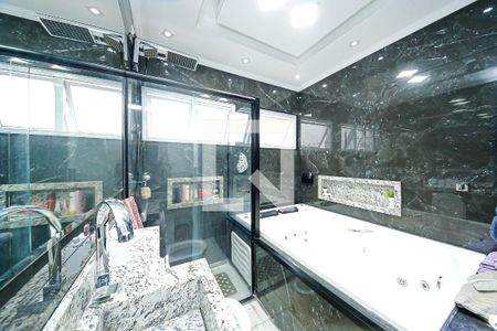 Banheiro Suíte 1 de casa para alugar com 2 quartos, 125m² em Jardim Tietê, São Paulo