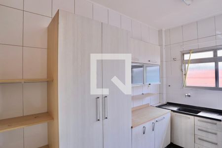 Apartamento para alugar com 70m², 2 quartos e 2 vagasCozinha
