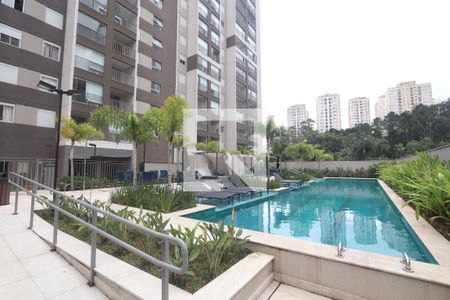 Studio à venda com 25m², 1 quarto e sem vagaÁrea comum - Piscina