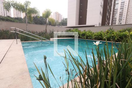 Studio à venda com 25m², 1 quarto e sem vagaÁrea comum - Piscina