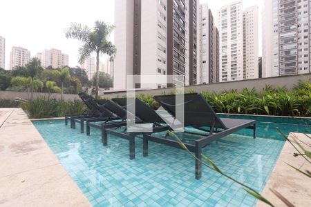 Studio à venda com 25m², 1 quarto e sem vagaÁrea comum - Piscina