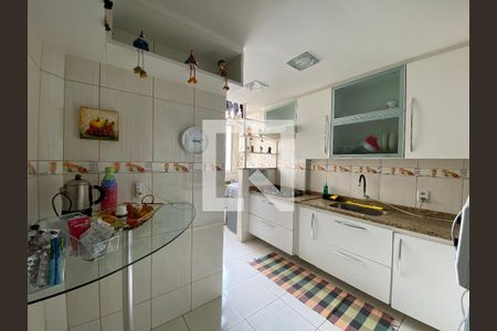 Apartamento à venda com 84m², 3 quartos e 1 vagaCozinha e Área de Serviço