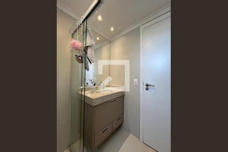 Apartamento à venda com 105m², 3 quartos e 2 vagasBanheiro da Suíte