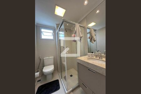 Apartamento à venda com 105m², 3 quartos e 2 vagasBanheiro da Suíte