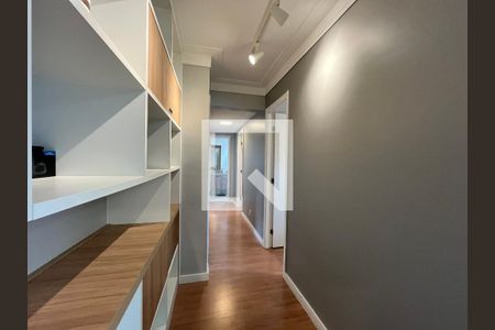 Apartamento à venda com 105m², 3 quartos e 2 vagasCorredor