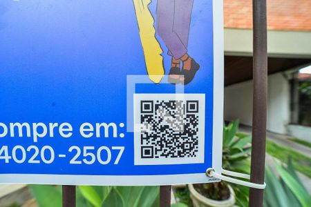 Casa à venda com 220m², 3 quartos e 2 vagasQR code