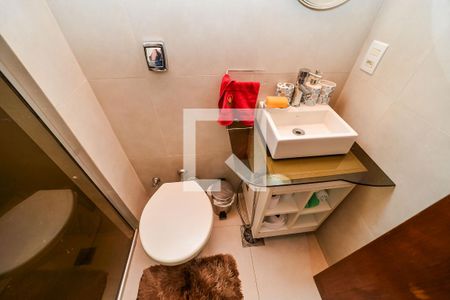 Casa à venda com 220m², 3 quartos e 2 vagasBanheiro 2