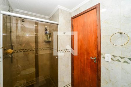 Casa à venda com 220m², 3 quartos e 2 vagasBanheiro 1