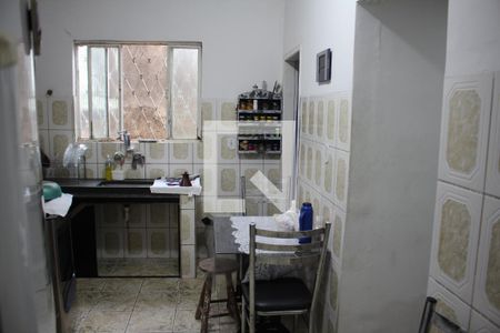 Casa à venda com 100m², 2 quartos e 4 vagasCozinha