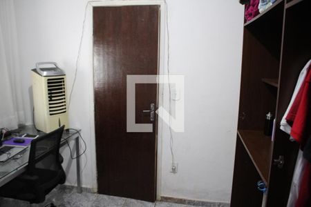 Casa à venda com 100m², 2 quartos e 4 vagasQuarto 2