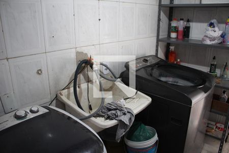 Casa à venda com 100m², 2 quartos e 4 vagasÁrea de Serviço