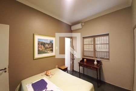 Casa à venda com 493m², 4 quartos e 2 vagas Casa à venda com 493m², 4 quartos e 2 vagasQuarto 2 - Suíte