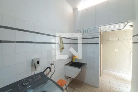 Casa à venda com 493m², 4 quartos e 2 vagas Casa à venda com 493m², 4 quartos e 2 vagasLavanderia