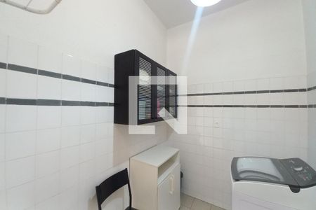 Casa à venda com 493m², 4 quartos e 2 vagas Casa à venda com 493m², 4 quartos e 2 vagasLavanderia