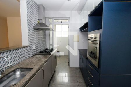 Cozinha de apartamento para alugar com 3 quartos, 88m² em Buritis, Belo Horizonte