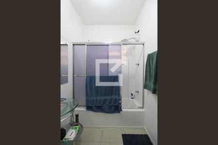 Casa à venda com 120m², 3 quartos e 4 vagasBanheiro Social